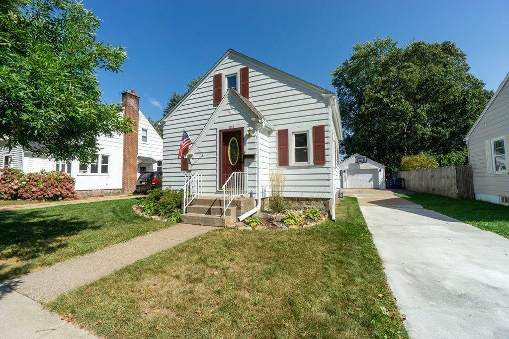 Property Photo:  1015 North 6th Avenue  WI 54401 