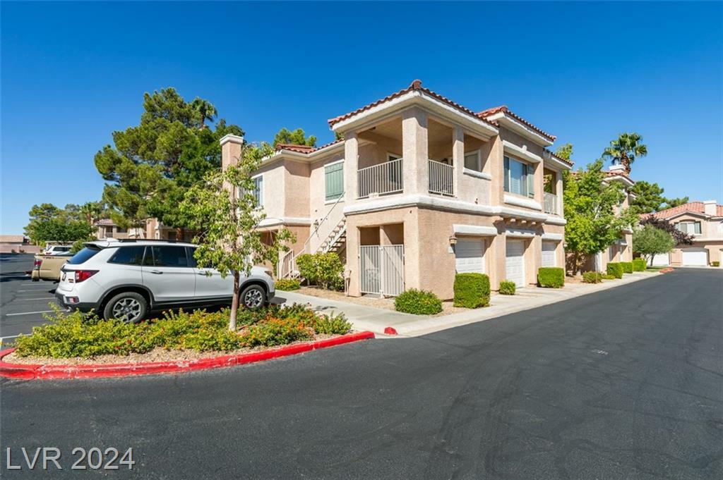 Property Photo:  251 South Green Valley Parkway 1011  NV 89012 