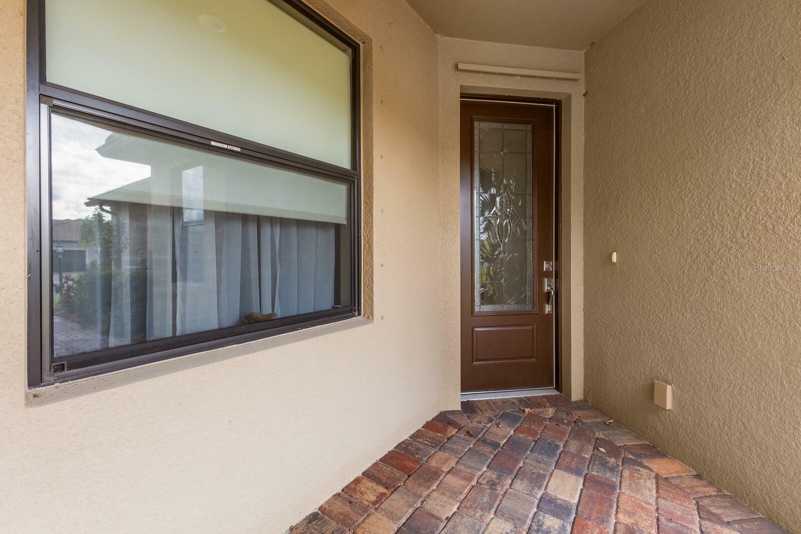 Property Photo:  6927 Dorset Court  FL 34202 