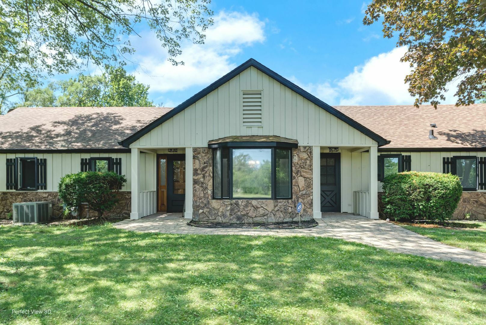 Property Photo:  29570 N Gilmer Road  IL 60060 