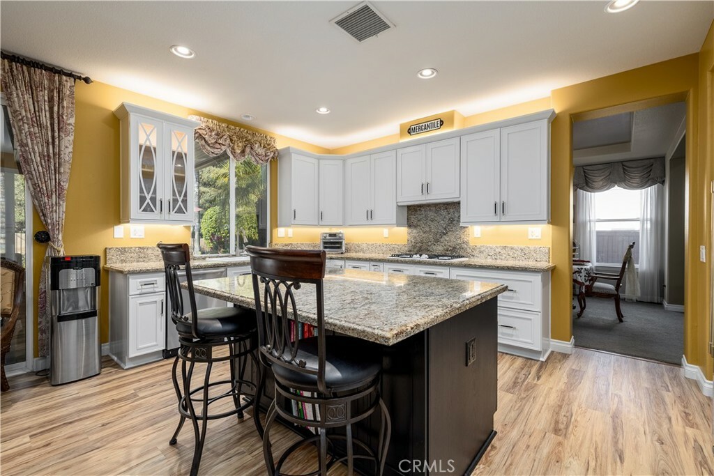 Property Photo:  23860 Hollingsworth Drive  CA 92562 