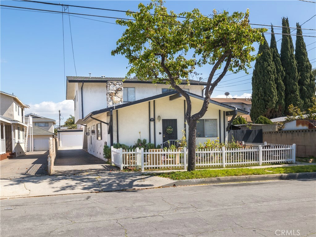 Property Photo:  14616 Osage Avenue  CA 90260 