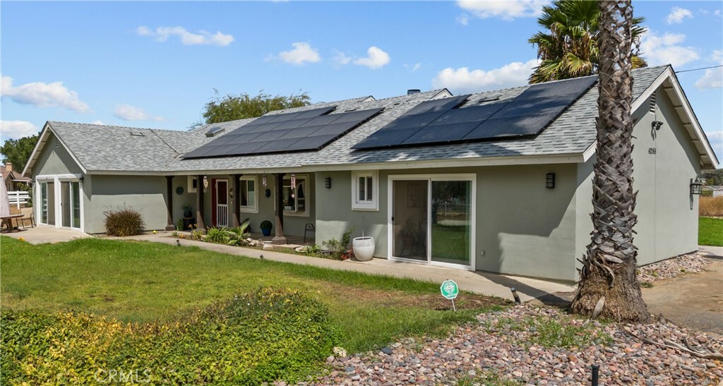 Property Photo: 42165 Patton Place CA 92562