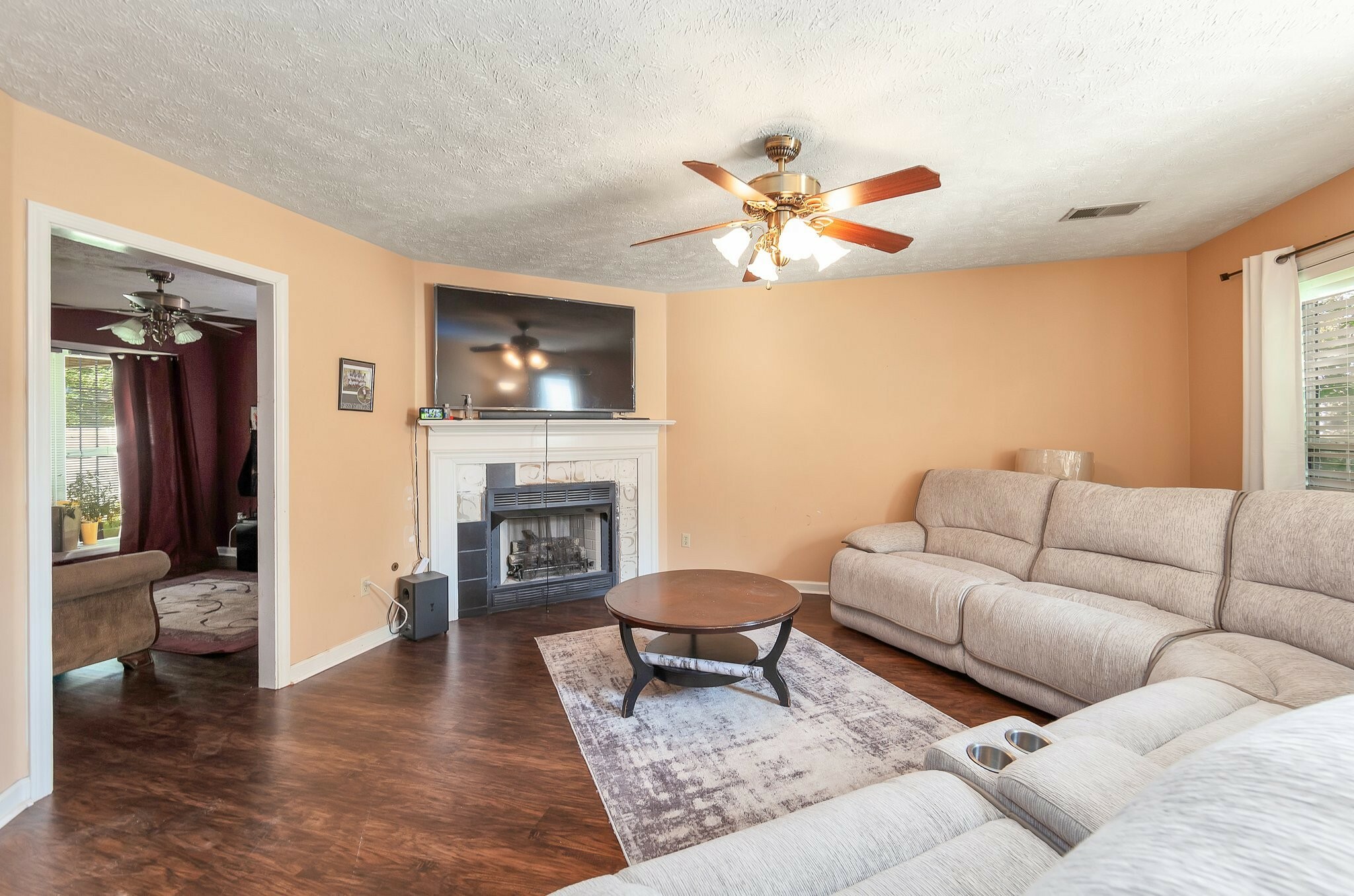 Property Photo:  11 Amberwood Cv  TN 38305 