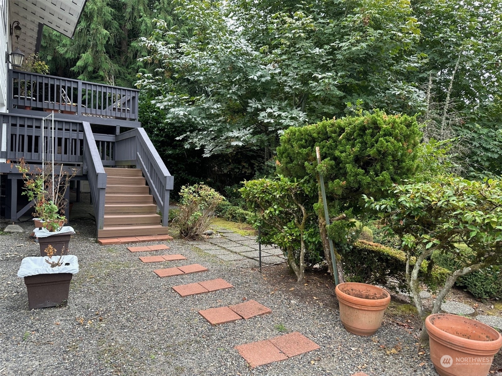 Property Photo:  1626 209th Place NE  WA 98074 