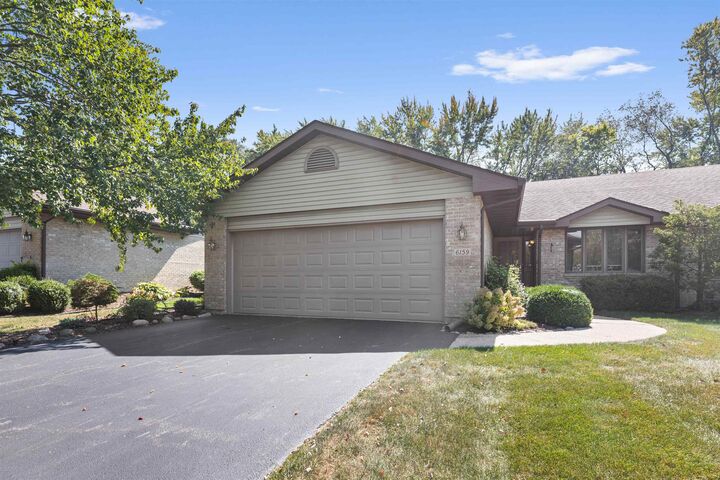 6159 Carriage Green Way  Rockford IL 61108 photo