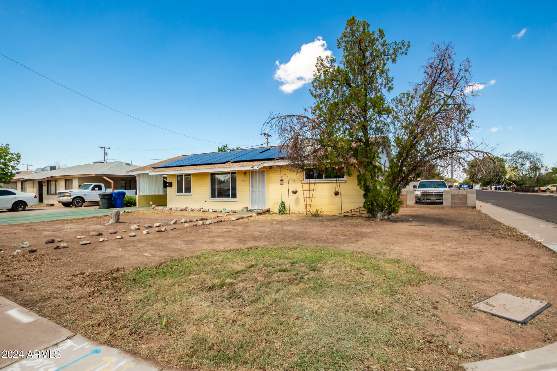 Property Photo:  1352 E Vine Avenue  AZ 85204 