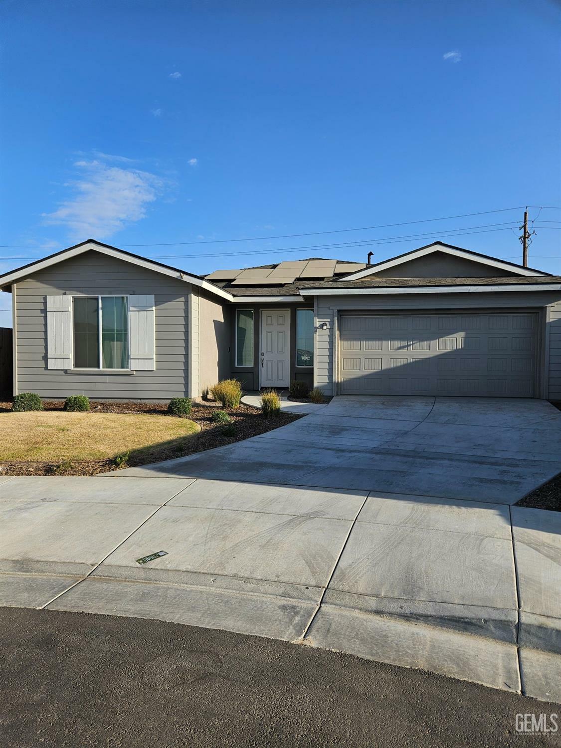 6500 Rugby Court  Bakersfield CA 93307 photo