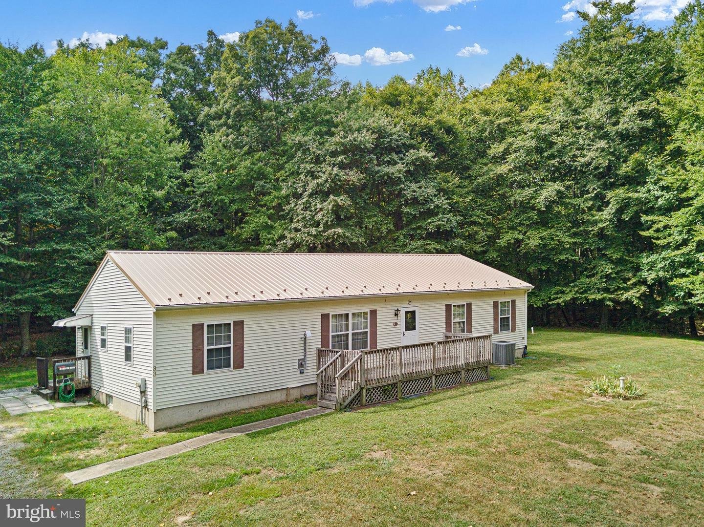 Property Photo:  33 Blue Jay Street  MD 21921 