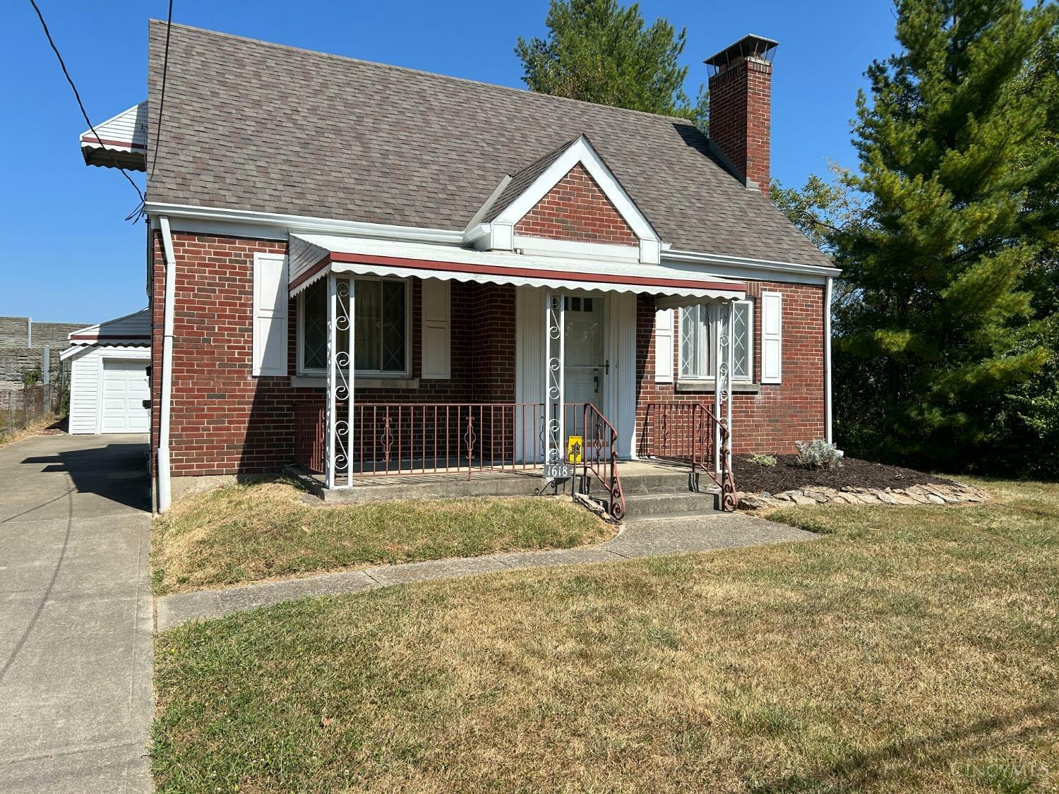 Property Photo: 1618 Joseph Court OH 45231