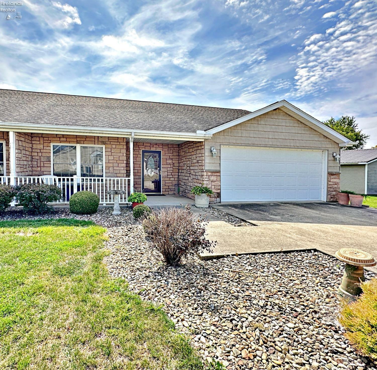 208 N Woodwind Drive  Attica OH 44807 photo