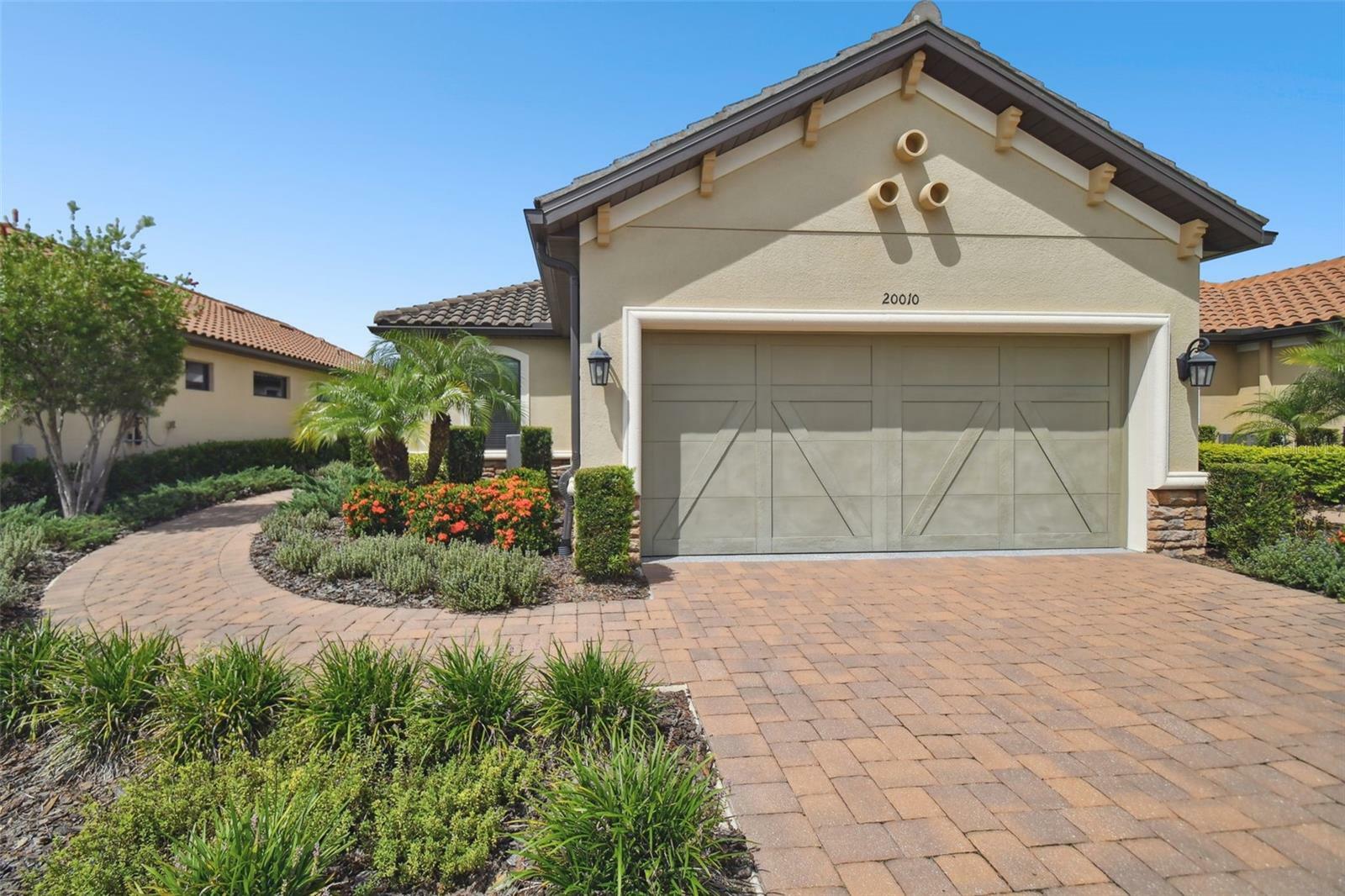 Property Photo: 20010 Callisto Hill Place FL 33647