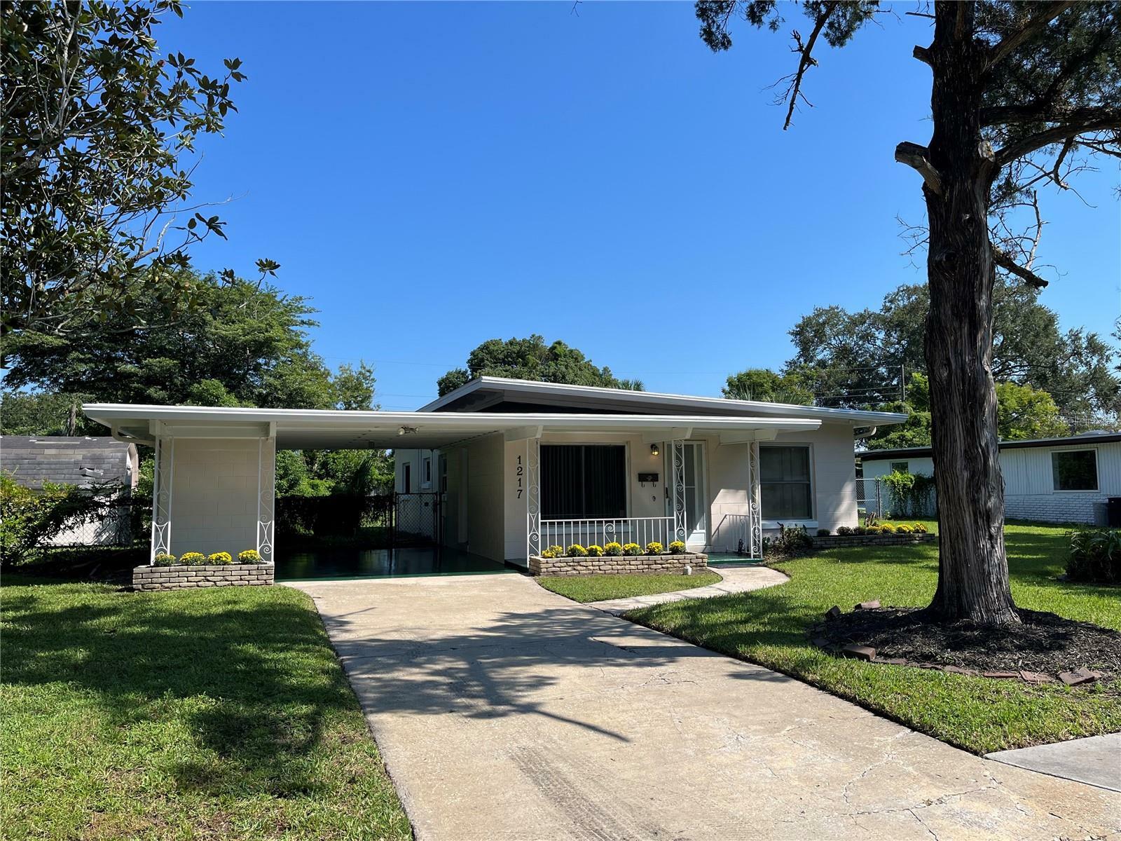 Property Photo:  1217 Baltimore Drive  FL 32810 