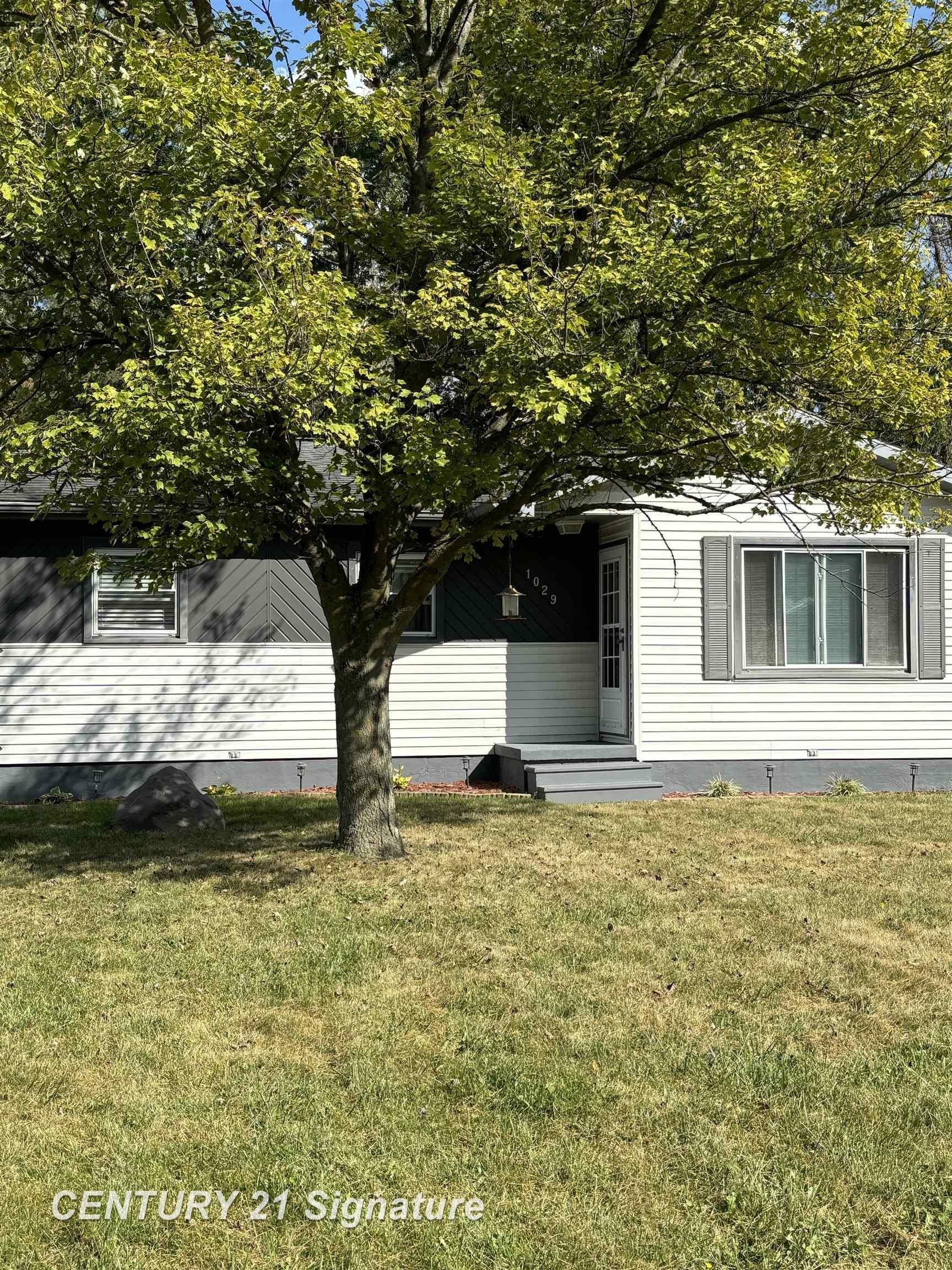 Property Photo:  1029 Carlson Drive  MI 48509 