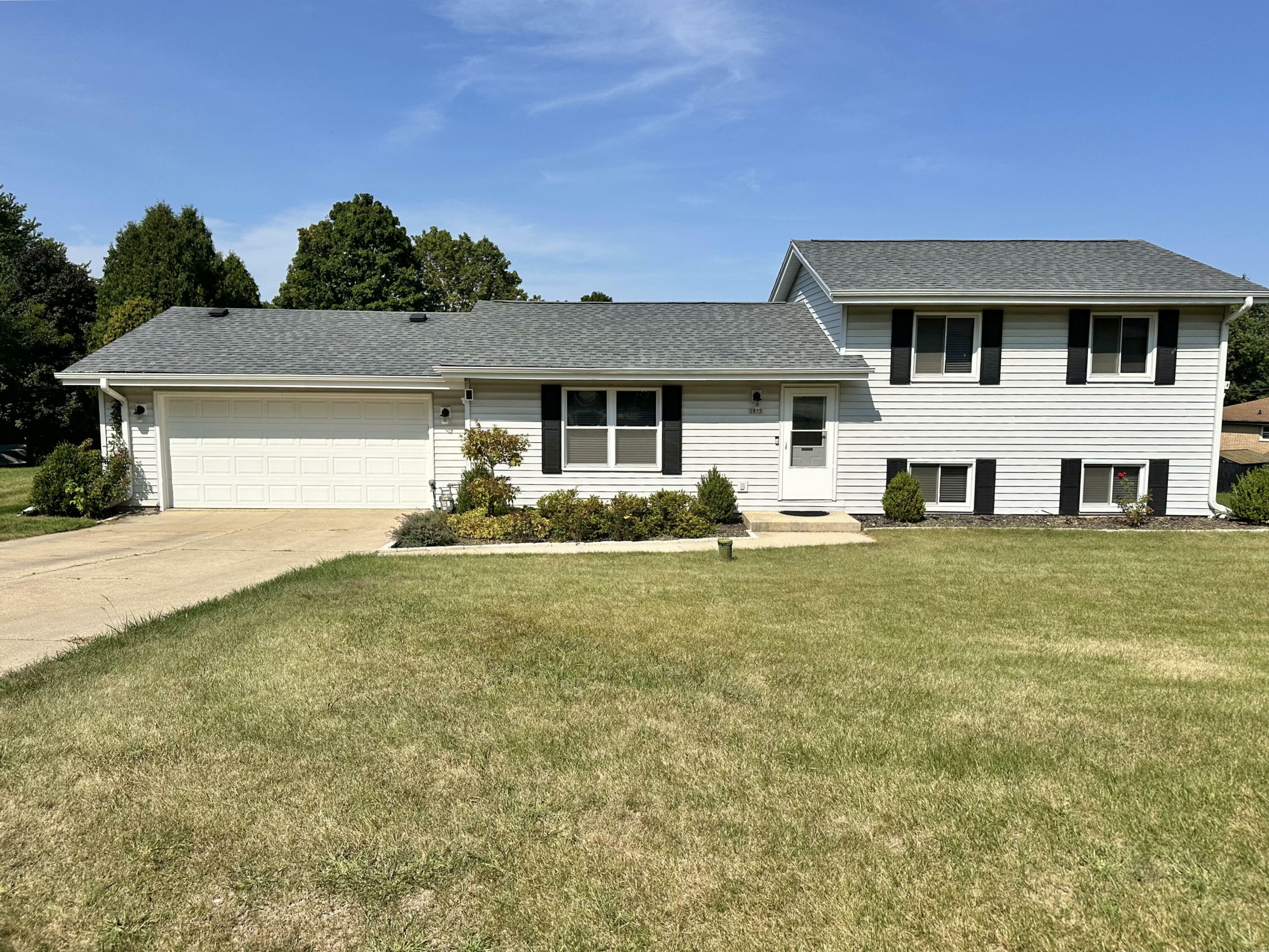 Property Photo:  3615 S Top-O-Hill Dr  WI 53151 