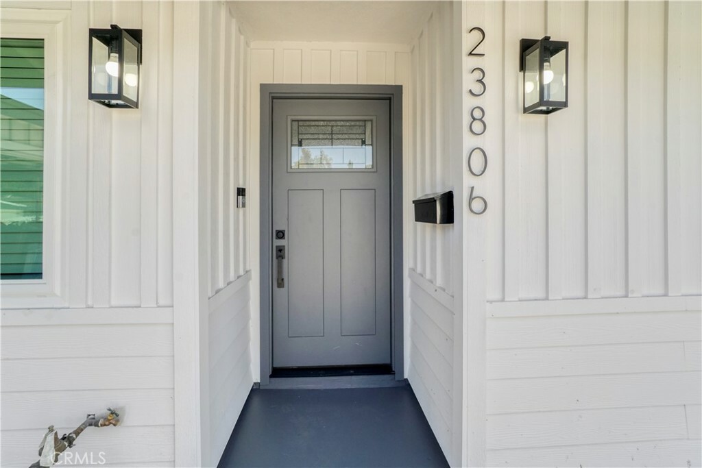 Property Photo:  23806 Kittridge Street  CA 91307 