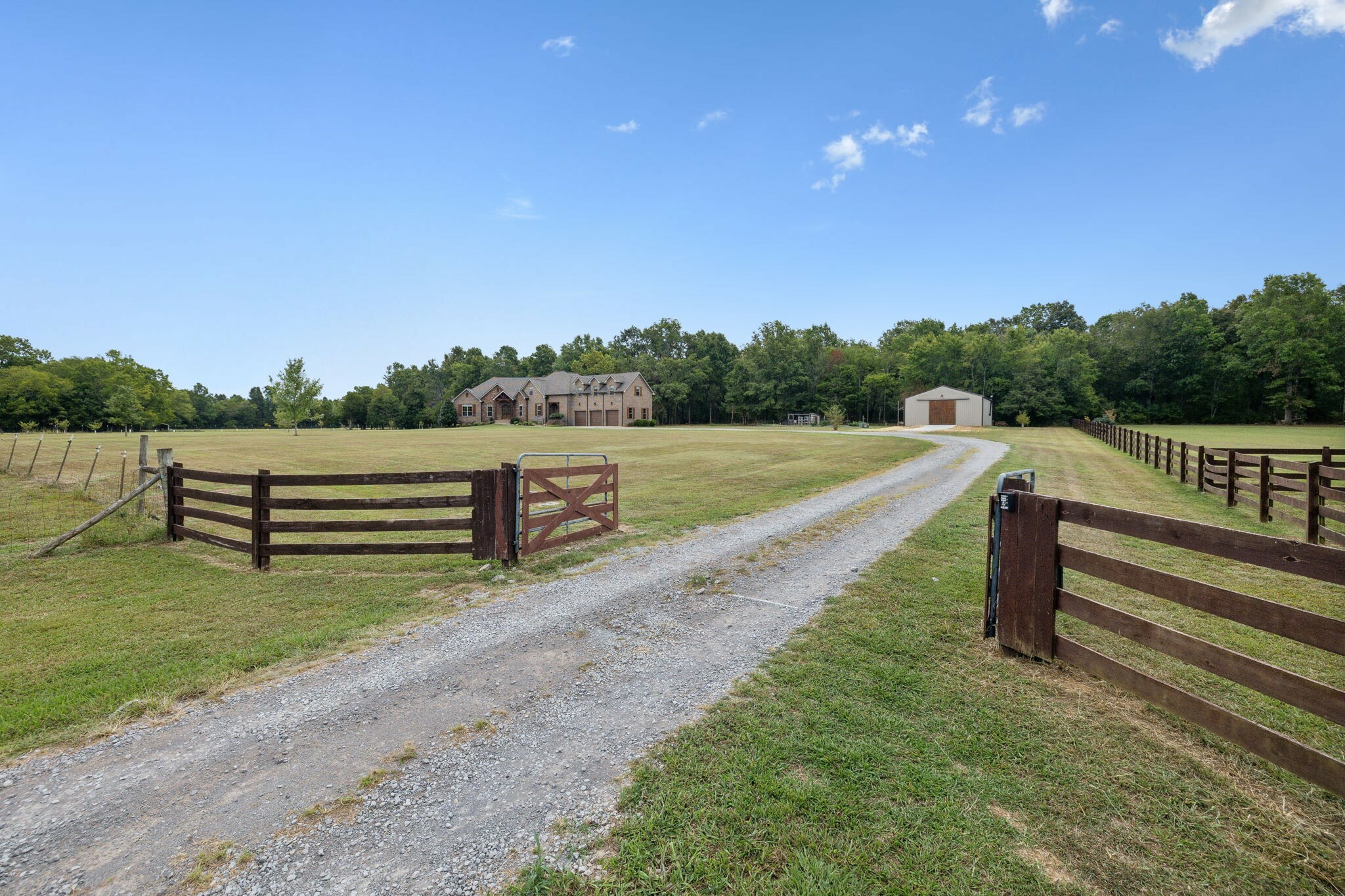 Property Photo:  1605 Rock Springs Midland Rd  TN 37037 