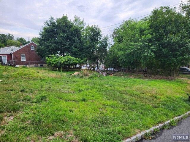 Property Photo:  113 Hillcrest Avenue  NJ 07424 