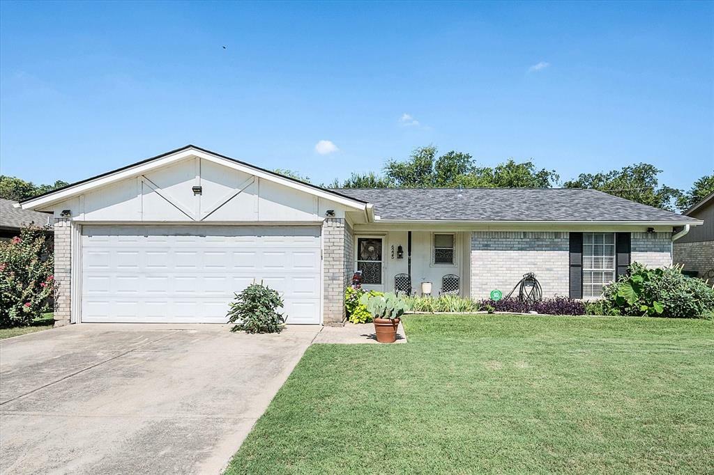 Property Photo: 6225 Douglas Drive TX 76148