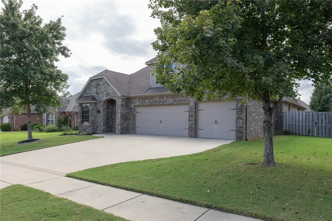 Property Photo:  3671 N Lalique Lane  AR 72704 