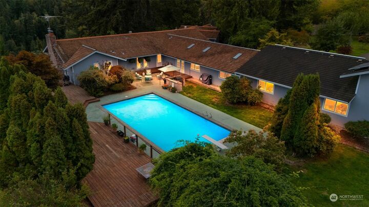 Property Photo:  16212  234th Street Ct E  WA 98338 