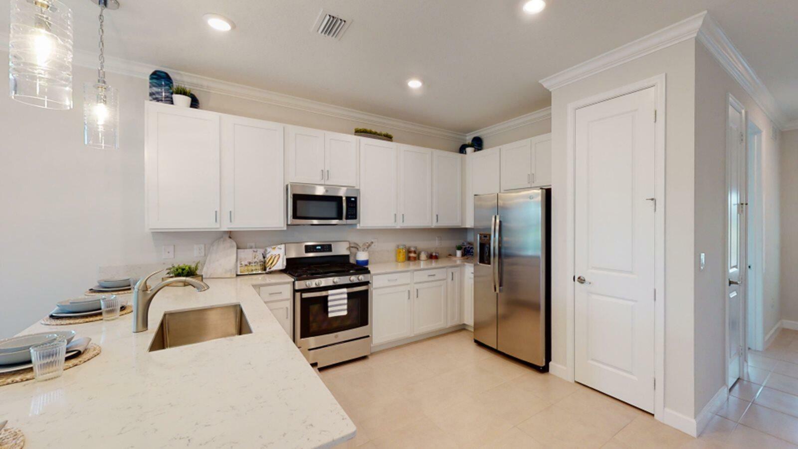 Property Photo:  1272 SE Crosswood Way  FL 34984 