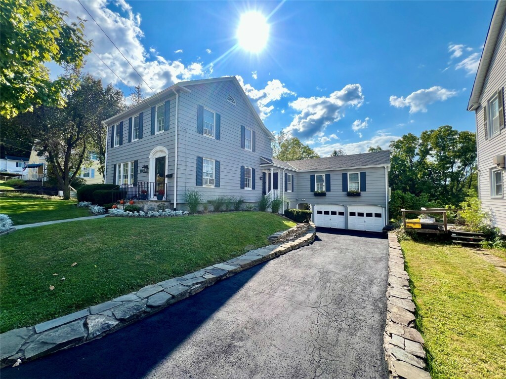 Property Photo:  8 Westerly Way  NY 13903 