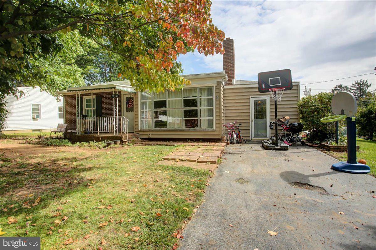 Property Photo:  11307 Greenberry Road  MD 21740 