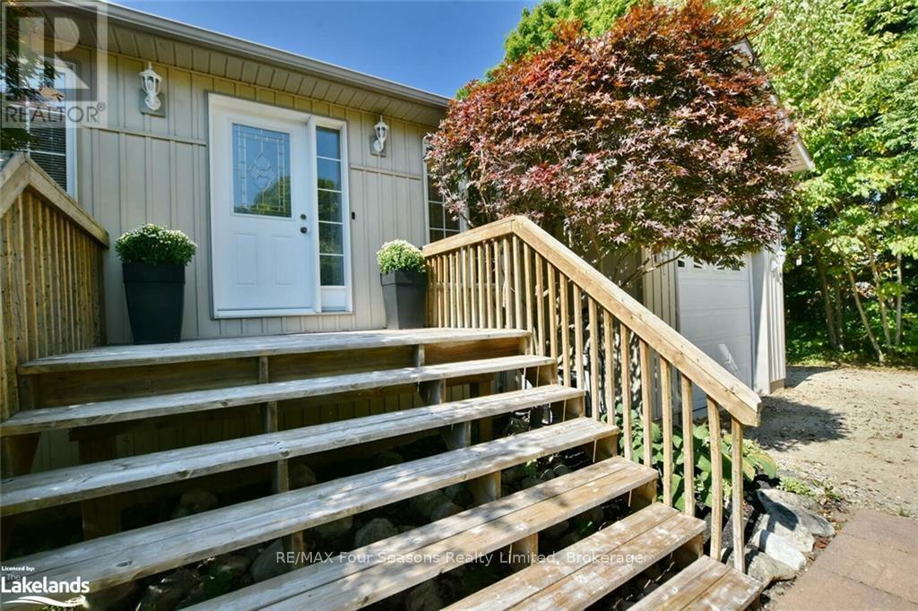 Property Photo:  154 Sutter Street  ON N0C 1E0 