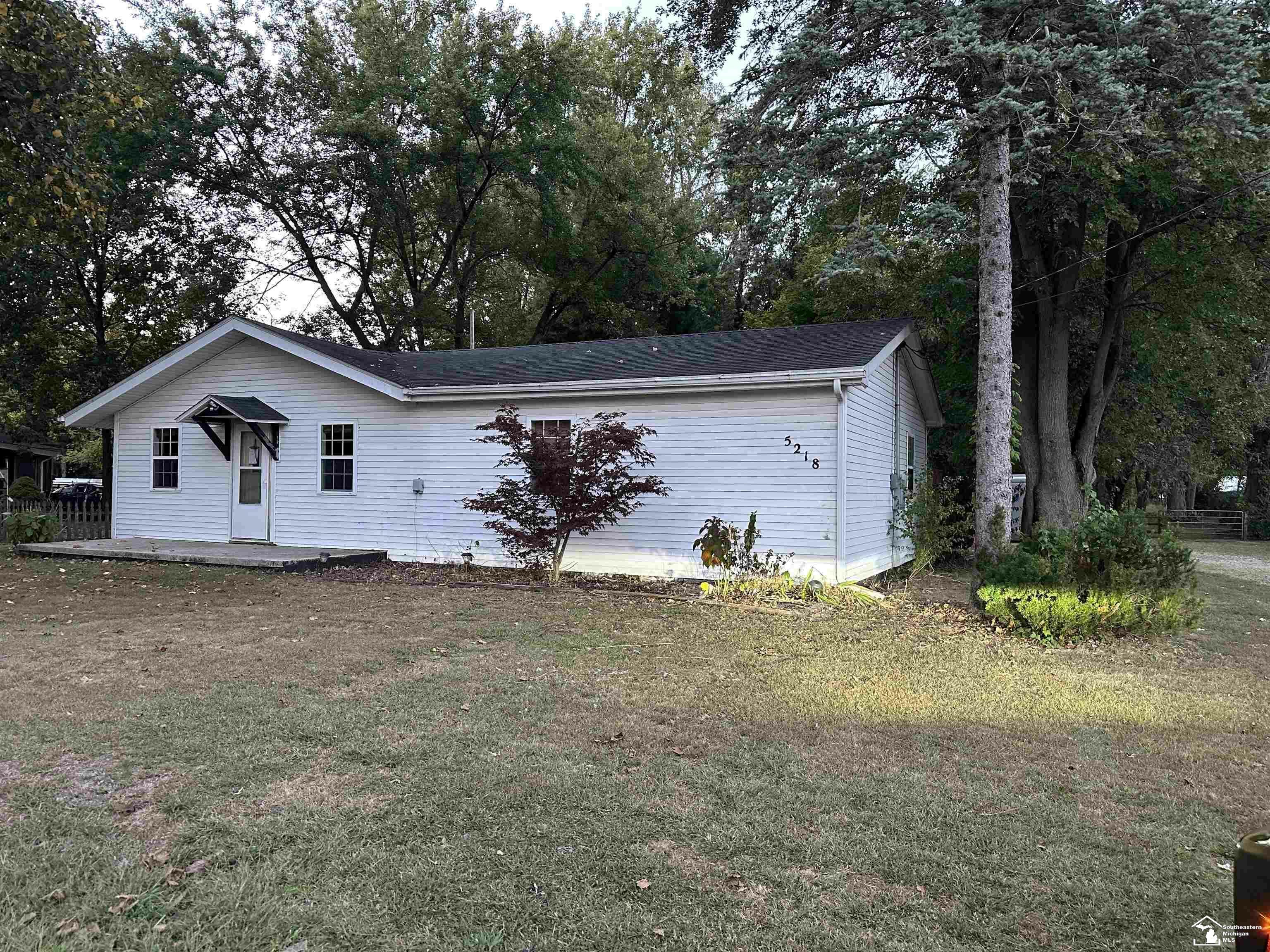 Property Photo:  5218 Consear Road  MI 49267 