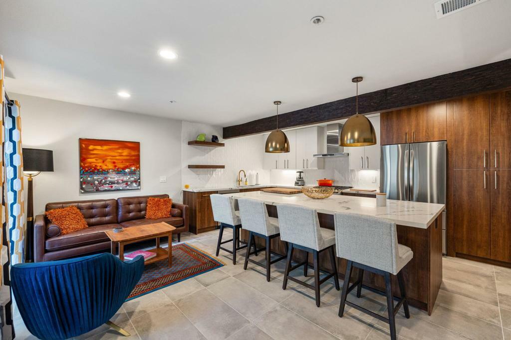 Property Photo: 407 W Village Square CA 92262