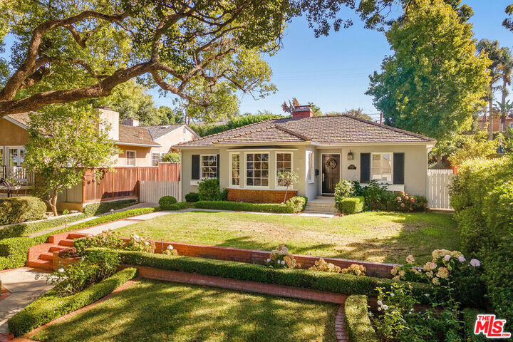 Property Photo: 4020 Via Nivel CA 90274