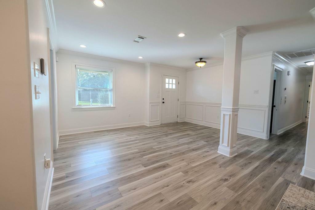 Property Photo:  1502 Oakwood Drive  LA 70458 