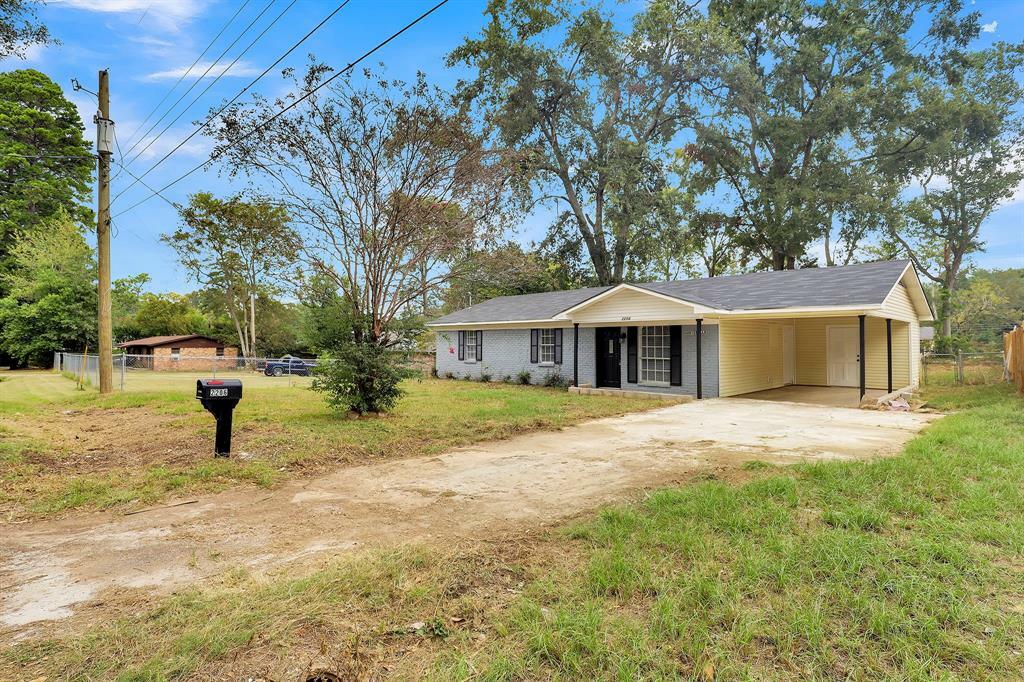 Property Photo:  2206 Addiebelle Street  TX 75672 