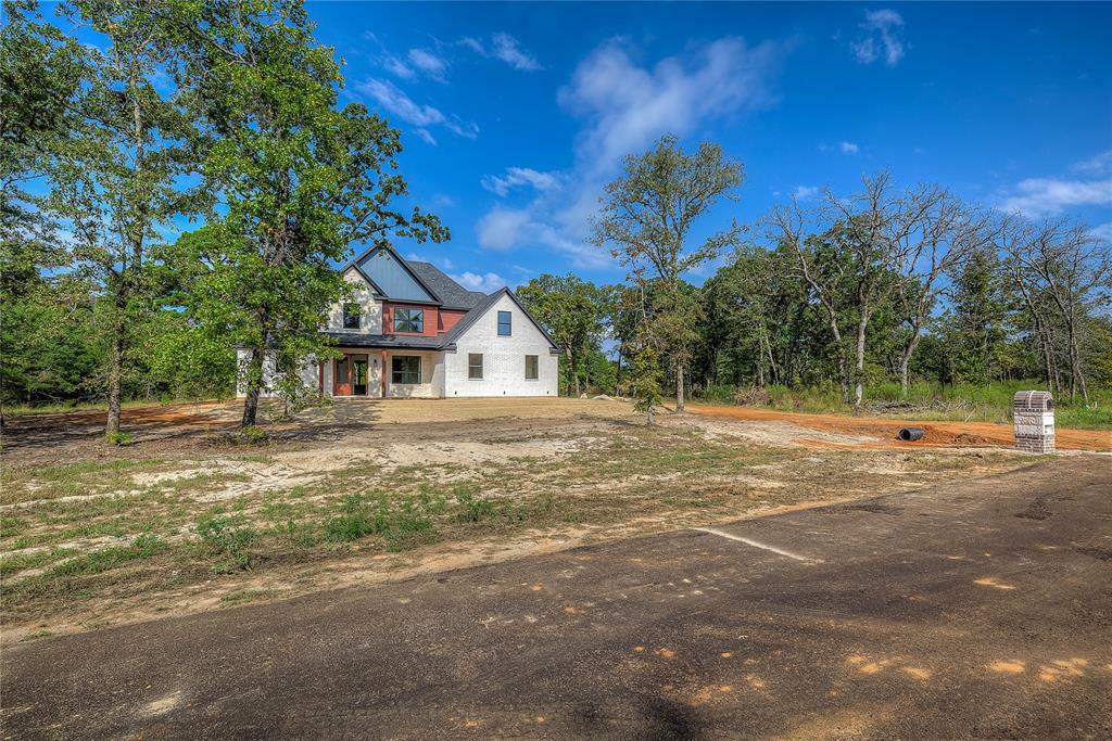 Property Photo:  507 Private Road 6305  TX 75773 