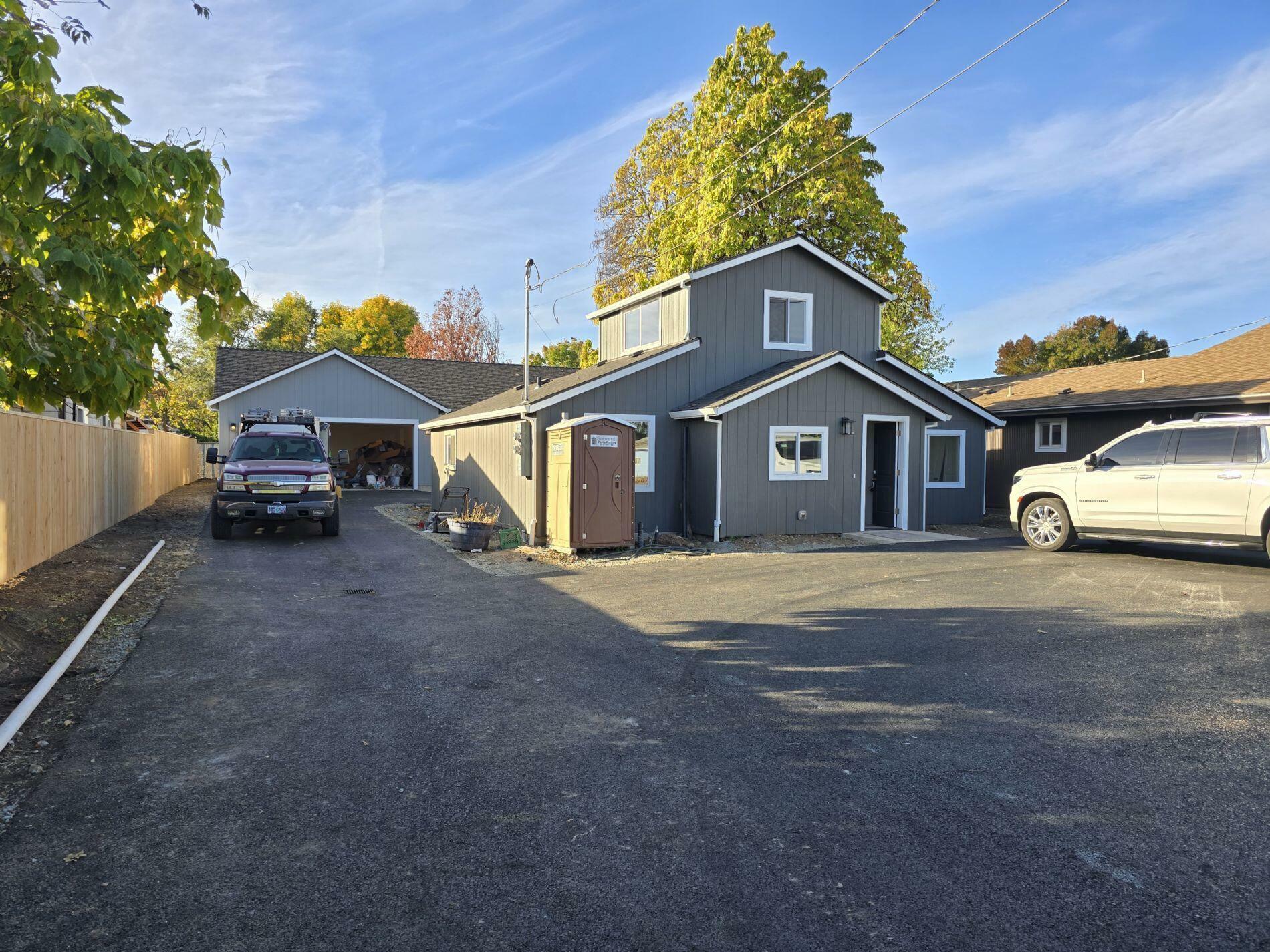 Property Photo:  500 De Barr Avenue  OR 97501 