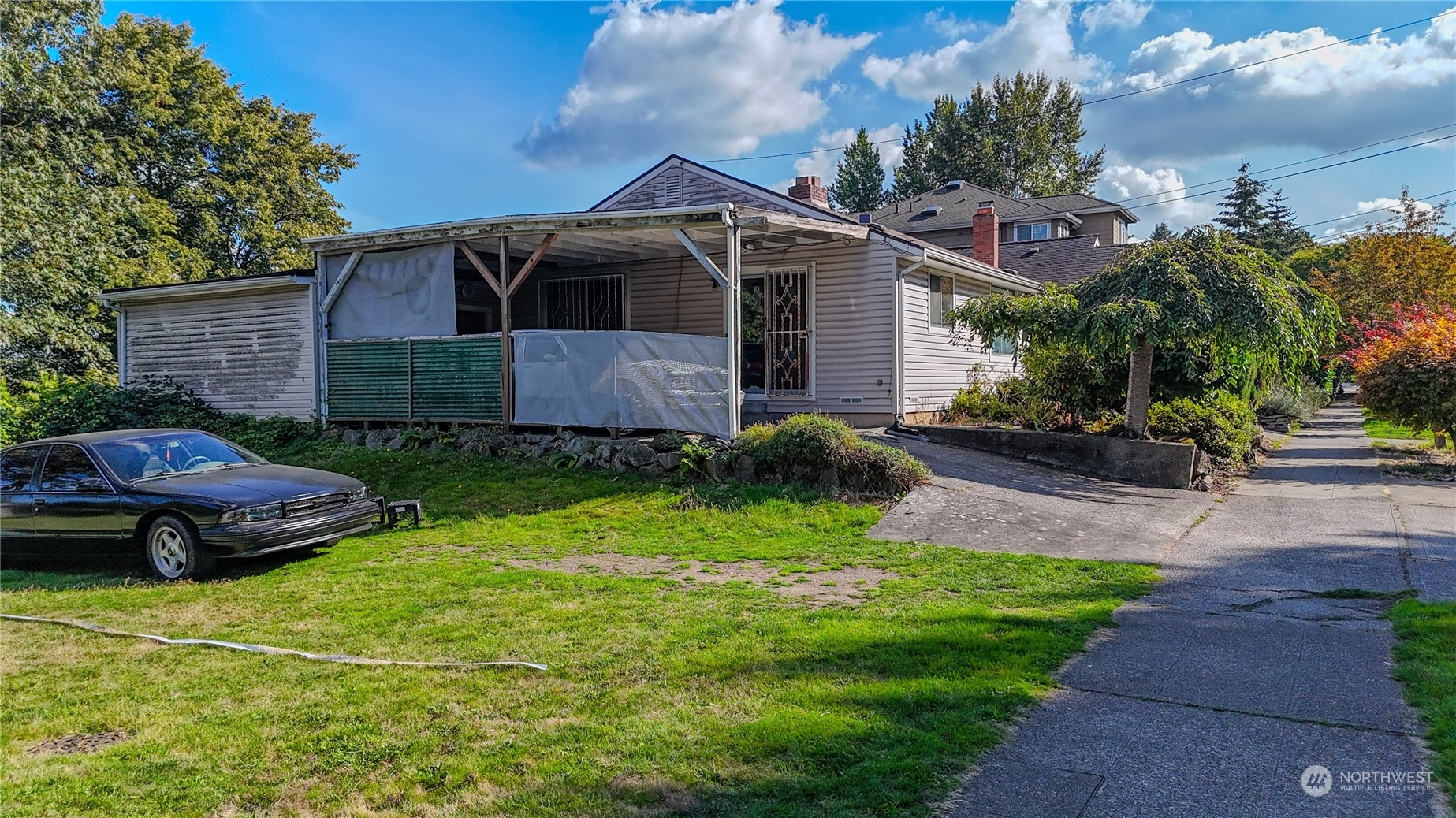 Property Photo: 336 25th Ave E WA 98112