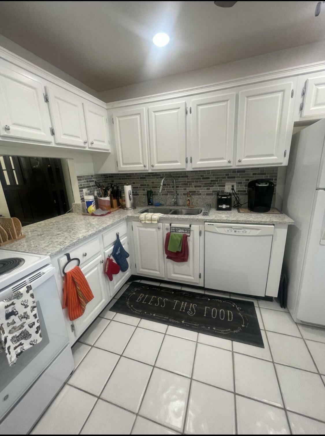 Property Photo:  132 Lake Olive Drive 132  FL 33411 