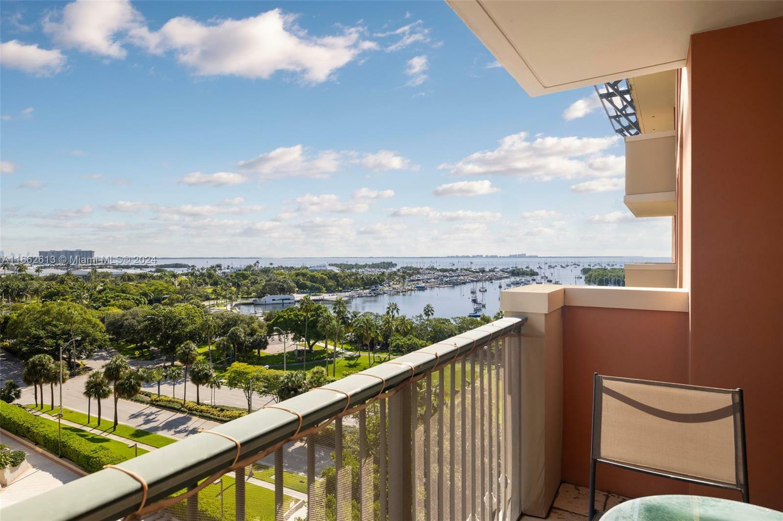 Property Photo:  2951 S Bayshore Dr 1005  FL 33133 