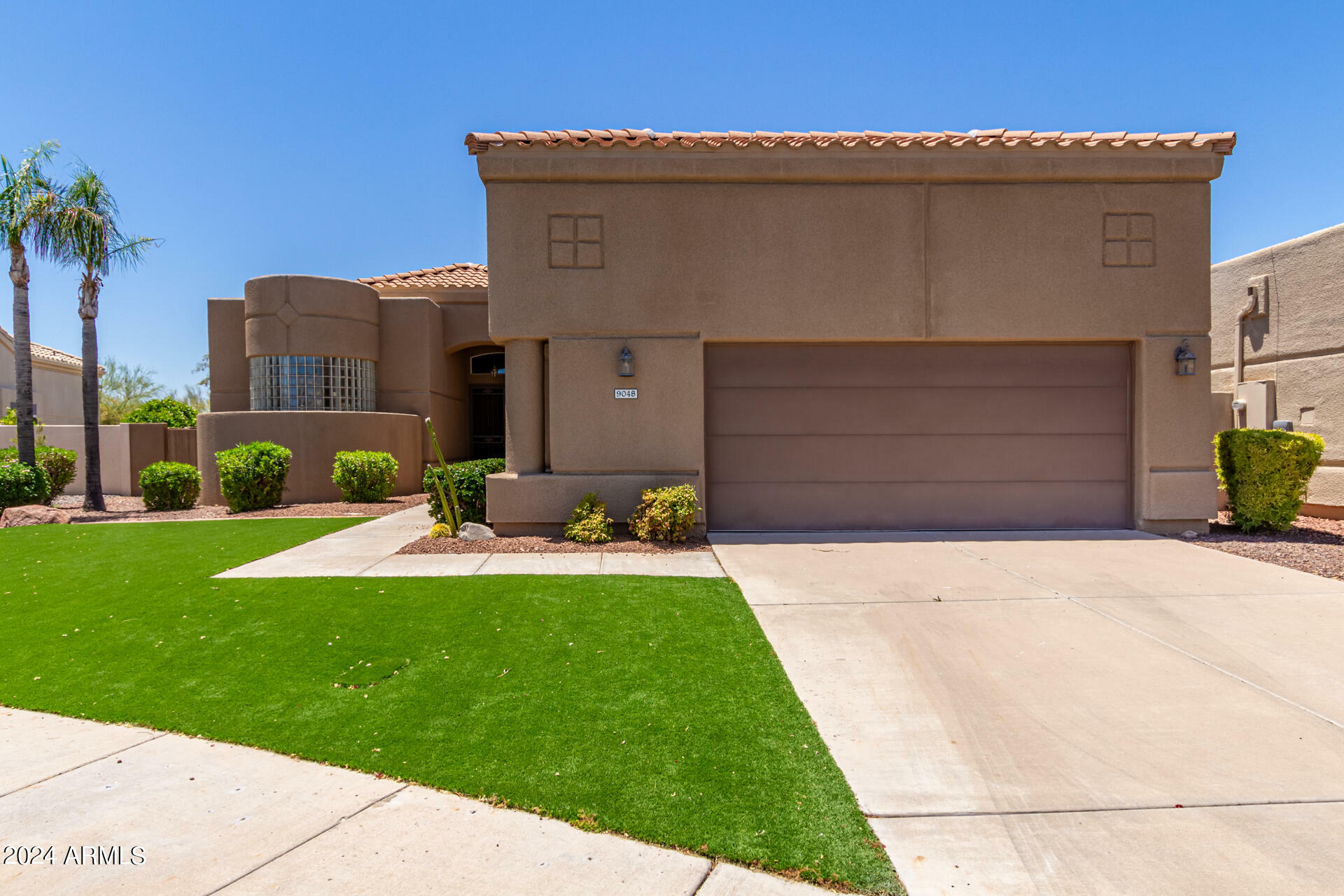 Property Photo:  9048 N 115th Place  AZ 85259 