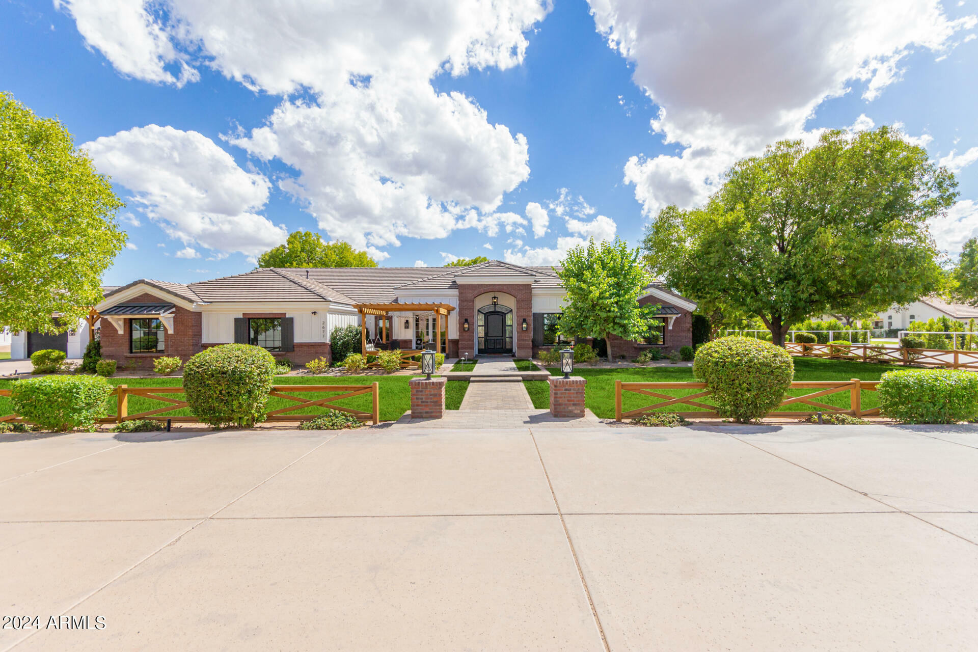 Property Photo:  2677 E Queen Creek Road  AZ 85297 