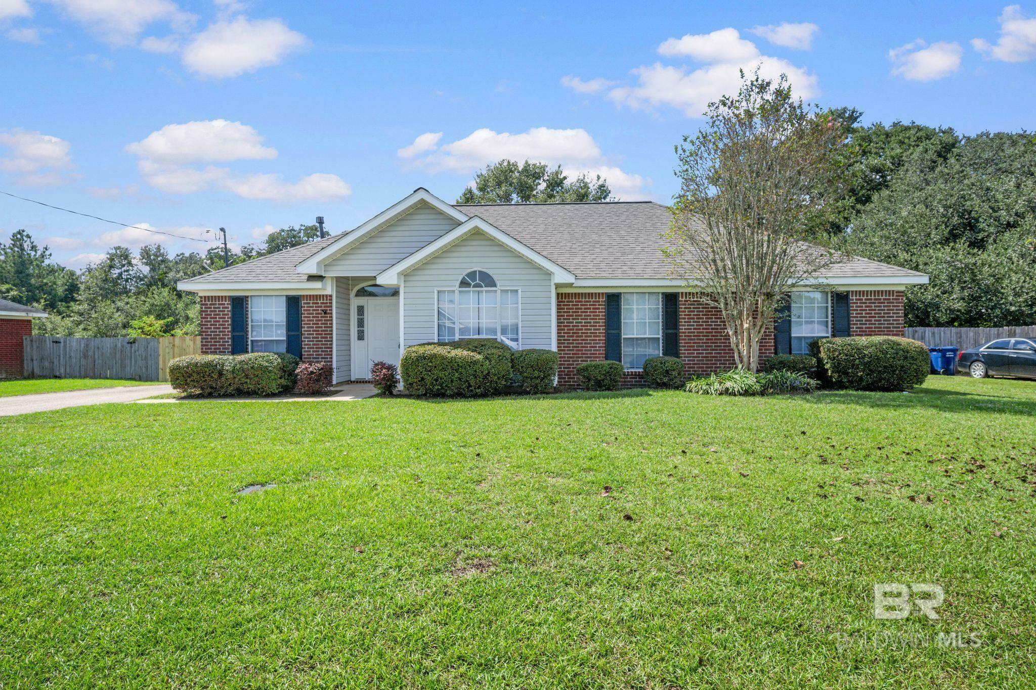 Property Photo:  4950 W Copeland Island Drive  AL 36695 