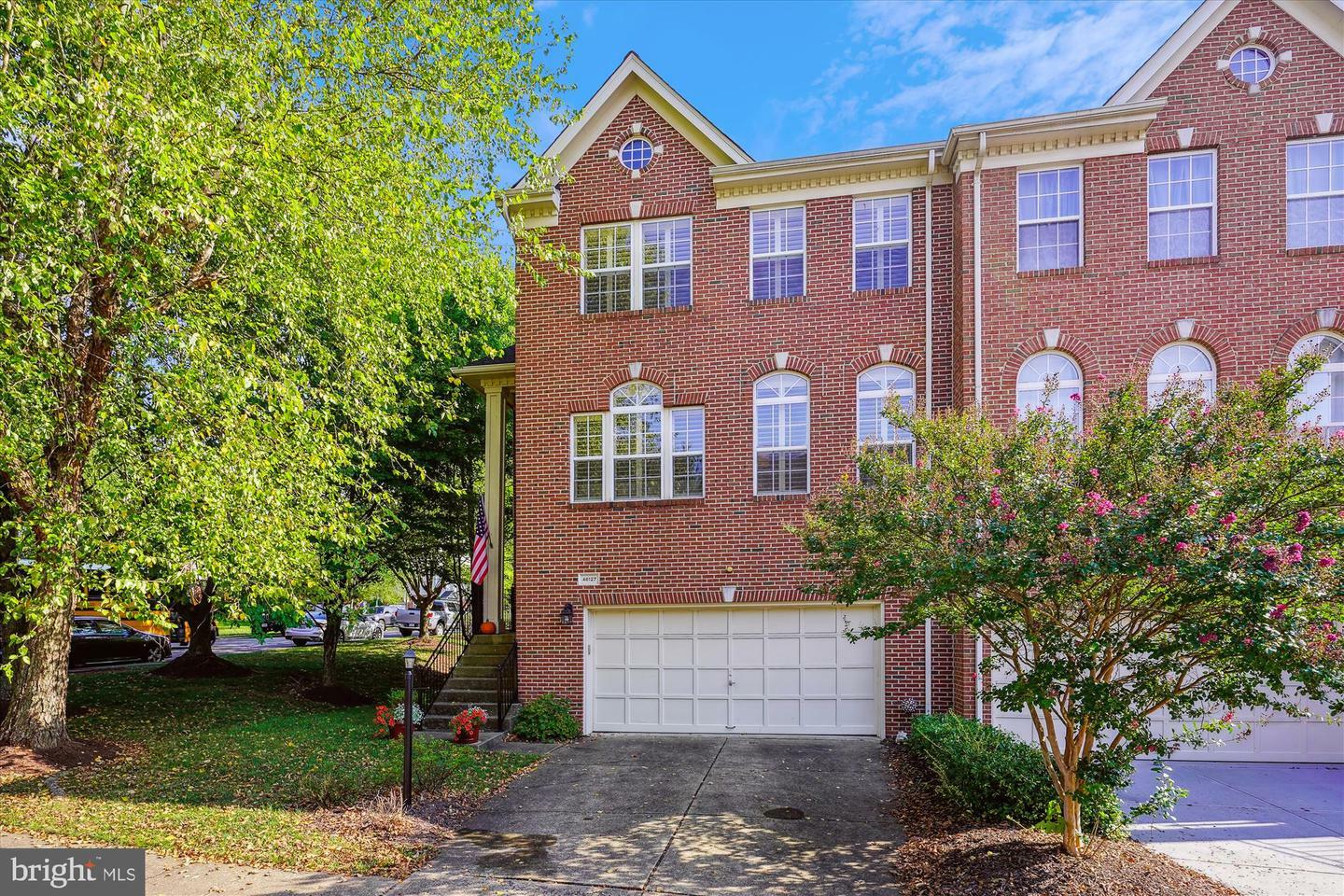 Property Photo:  46127 Geneva Terrace  VA 20165 