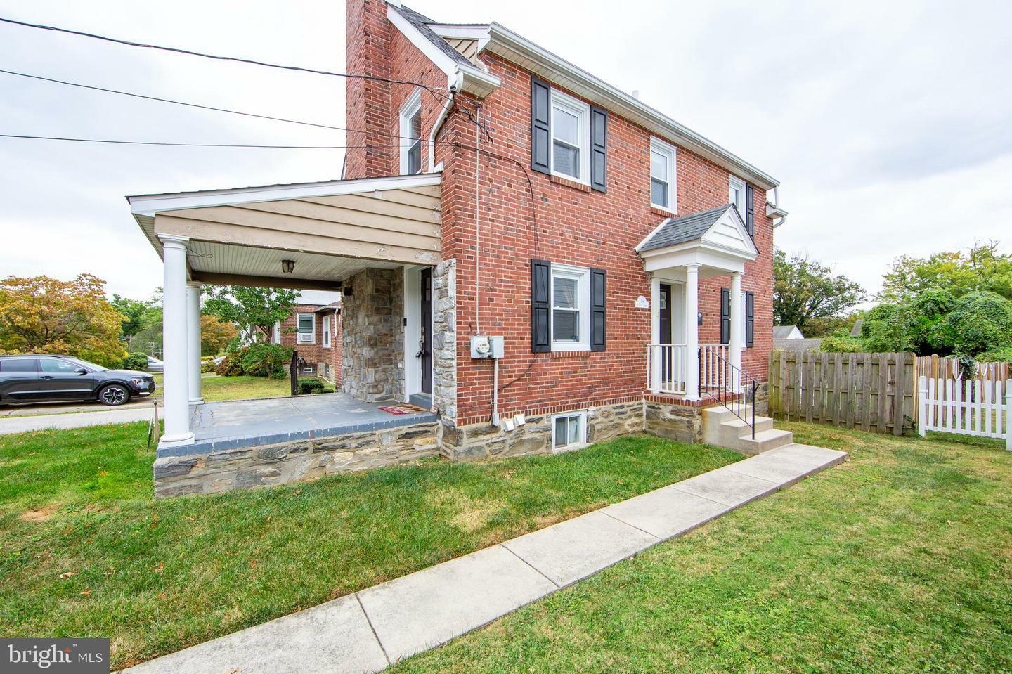 Property Photo:  164 W Essex Avenue  PA 19050 