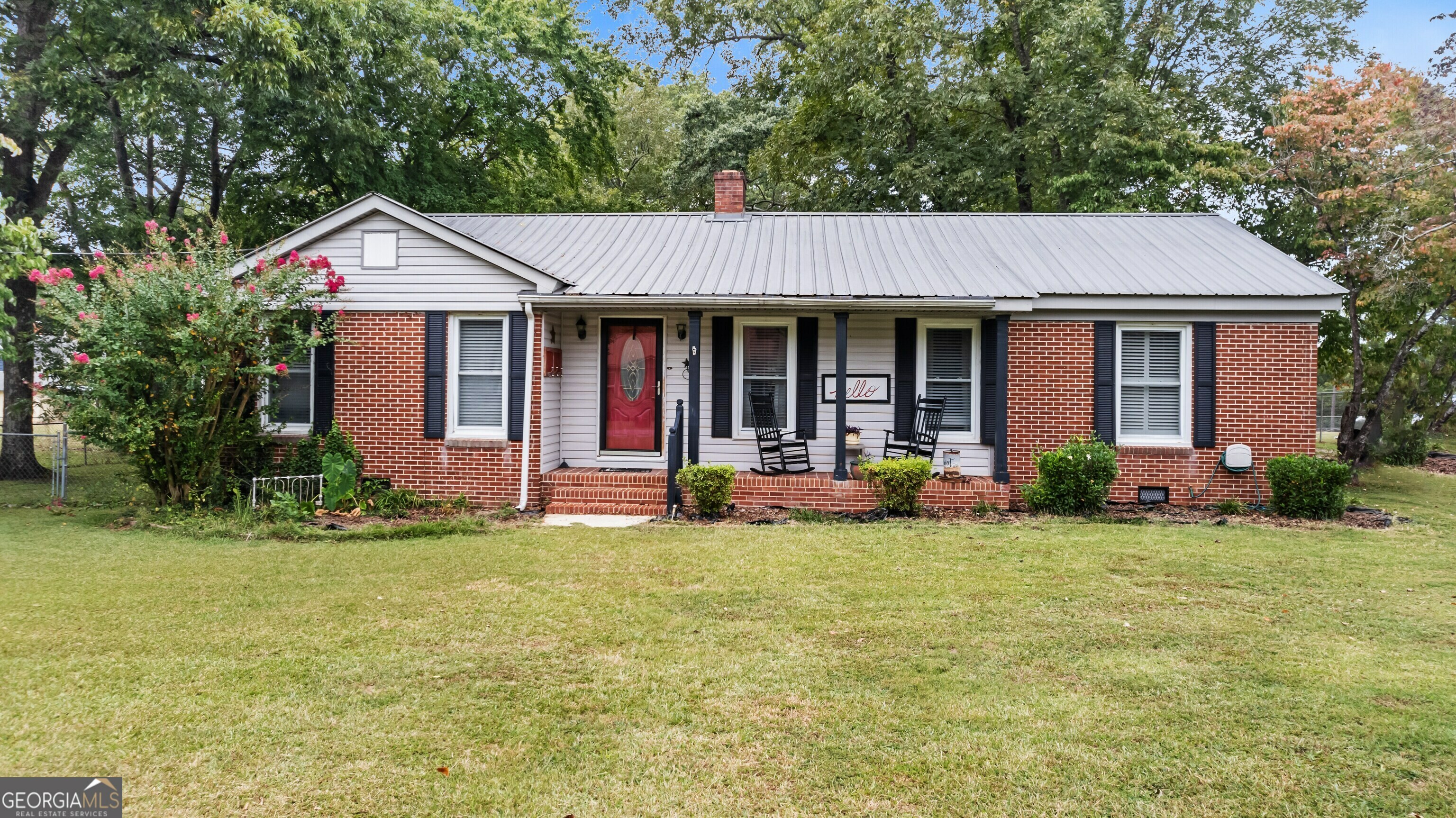 Property Photo:  68 N Washington Street  GA 30747 