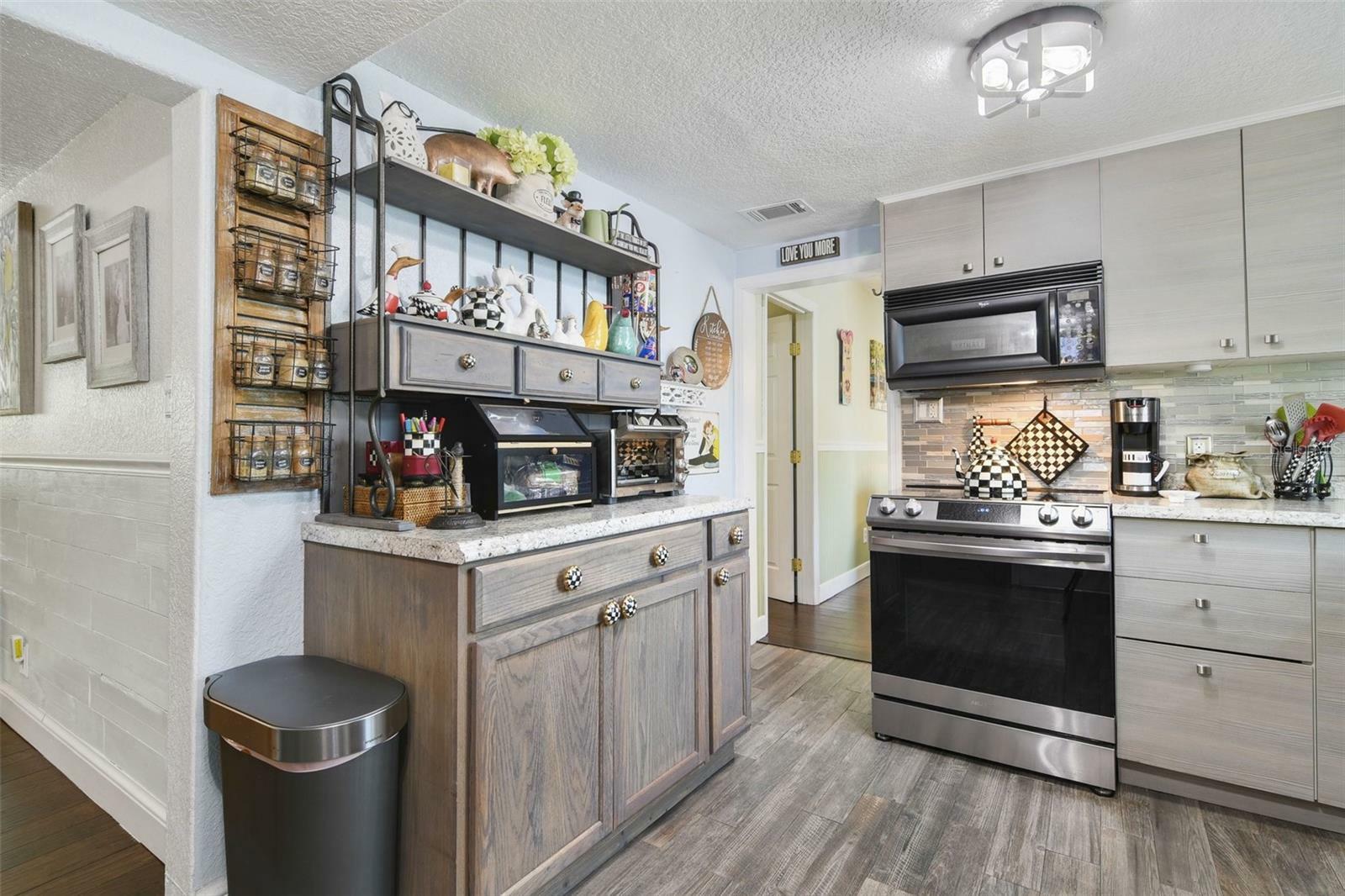 Property Photo: 151 S Clayton Street FL 32757