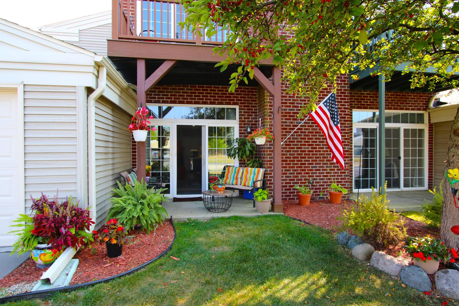 Property Photo: N16w26567 Wild Oats Dr WI 53072