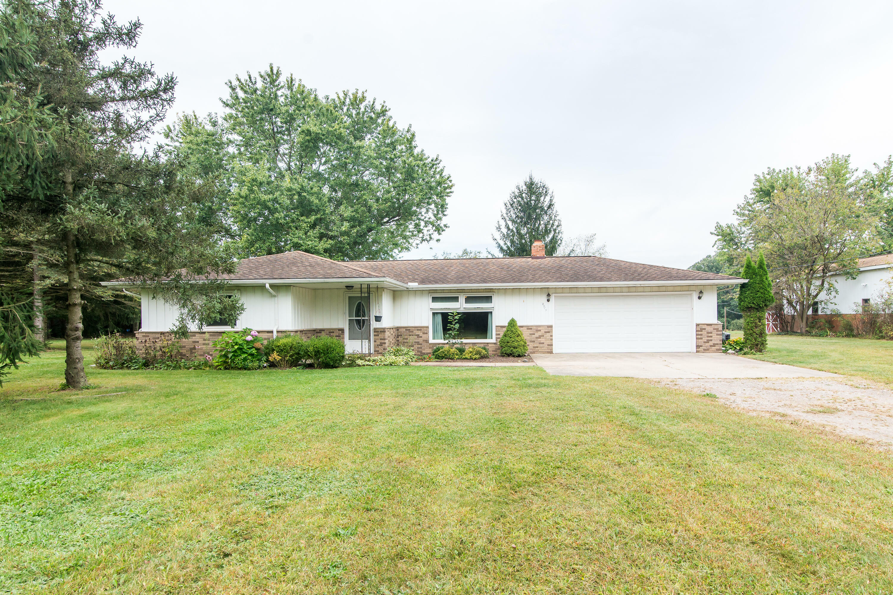 Property Photo:  8909 Silver Drive  MI 48130 