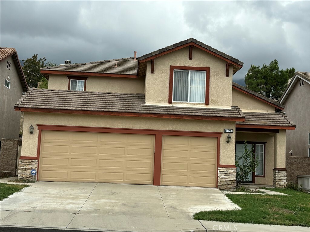 Property Photo:  14690 Ontario Circle  CA 92336 