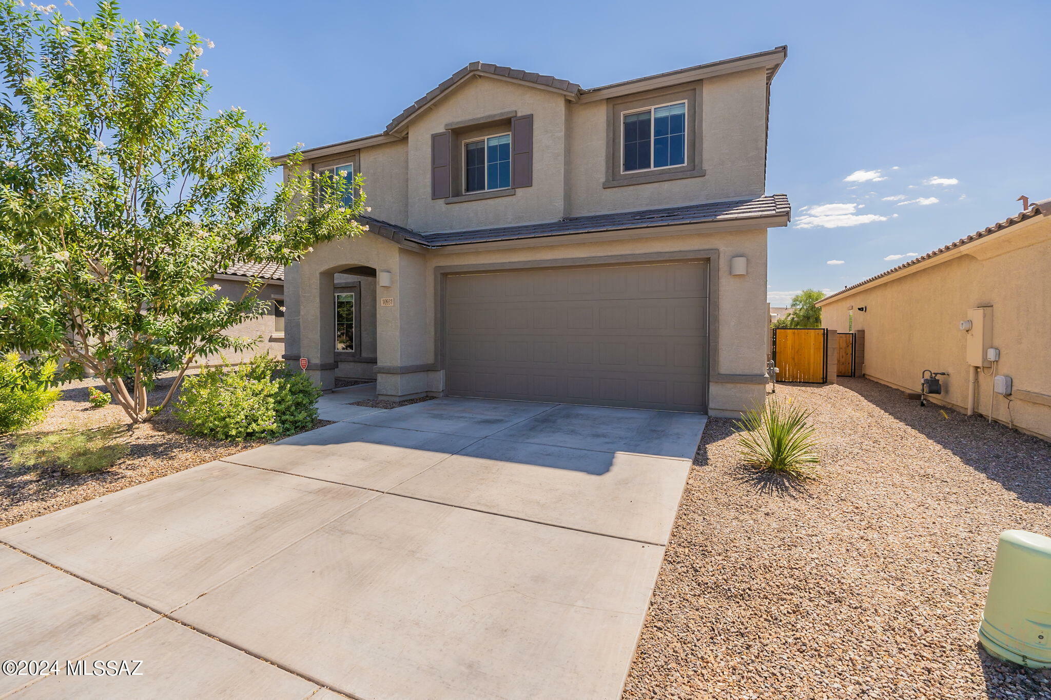 Property Photo:  10931 W Claxton Drive  AZ 85653 